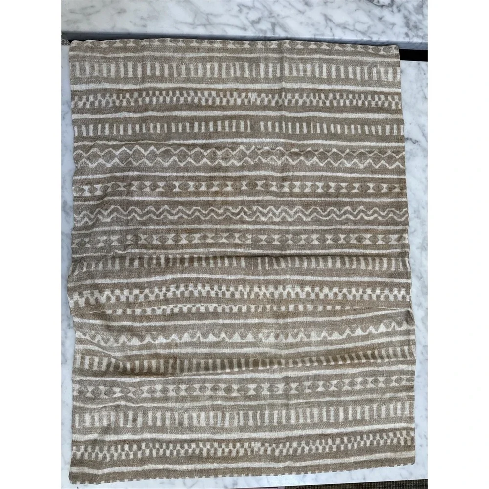 Pottery Barn‎ Shorewood Printed Mud Cloth Sham Standard Photo Sample
